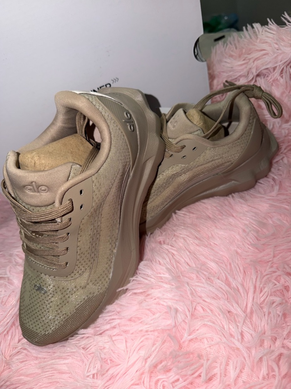 Alo Yoga RUNNER GRAVEL